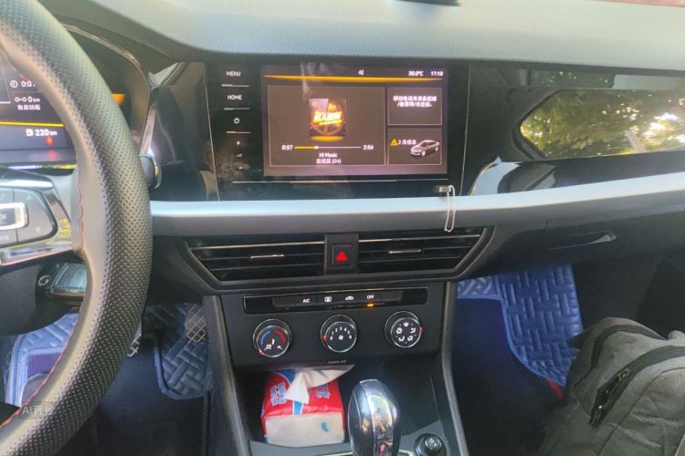Volkswagen Lavida 2021 car image #15