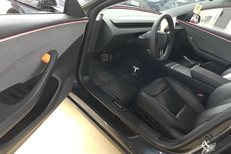Tesla Model 3 2024 #16 Tesla Model 3 2024 car image #16