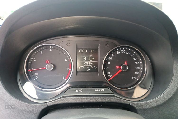 Volkswagen Polo 2017 #13 Volkswagen Polo 2017 car image #13