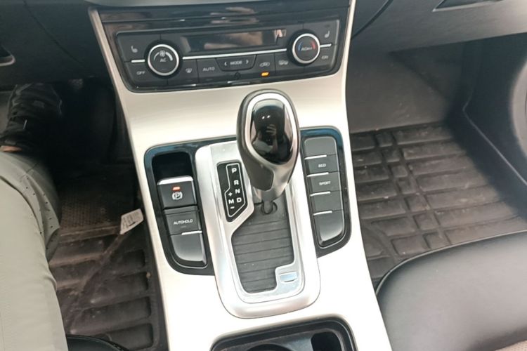 GEELY Emgrand GL 2017 car image #16