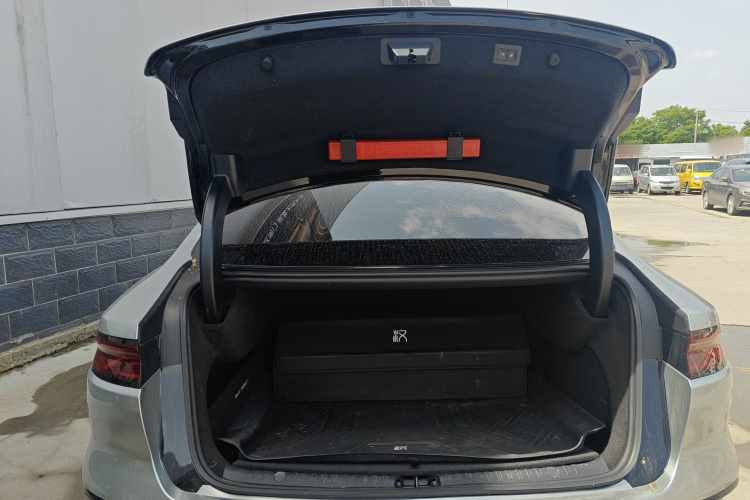 BYD Han 2023 car image #21