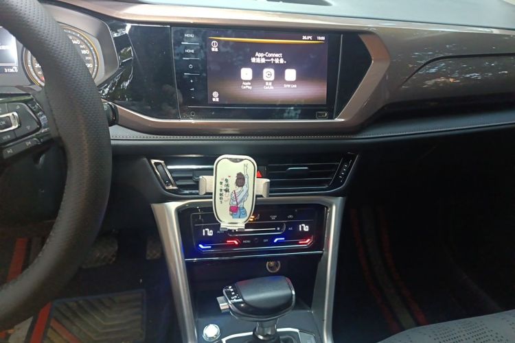 Volkswagen Tharu 2021 #13 Volkswagen Tharu 2021 صورة سيارة #13