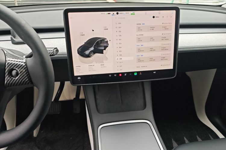 Tesla Model Y 2024 #13 Tesla Model Y 2024 car image #13