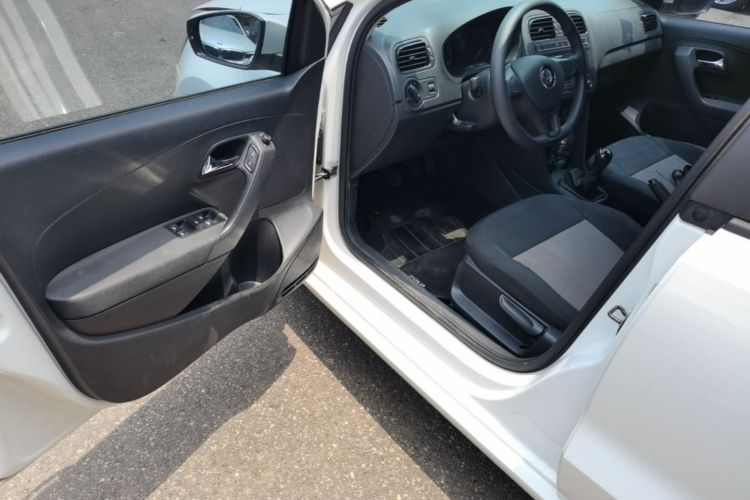 Volkswagen Polo 2018 #16 Volkswagen Polo 2018 car image #16