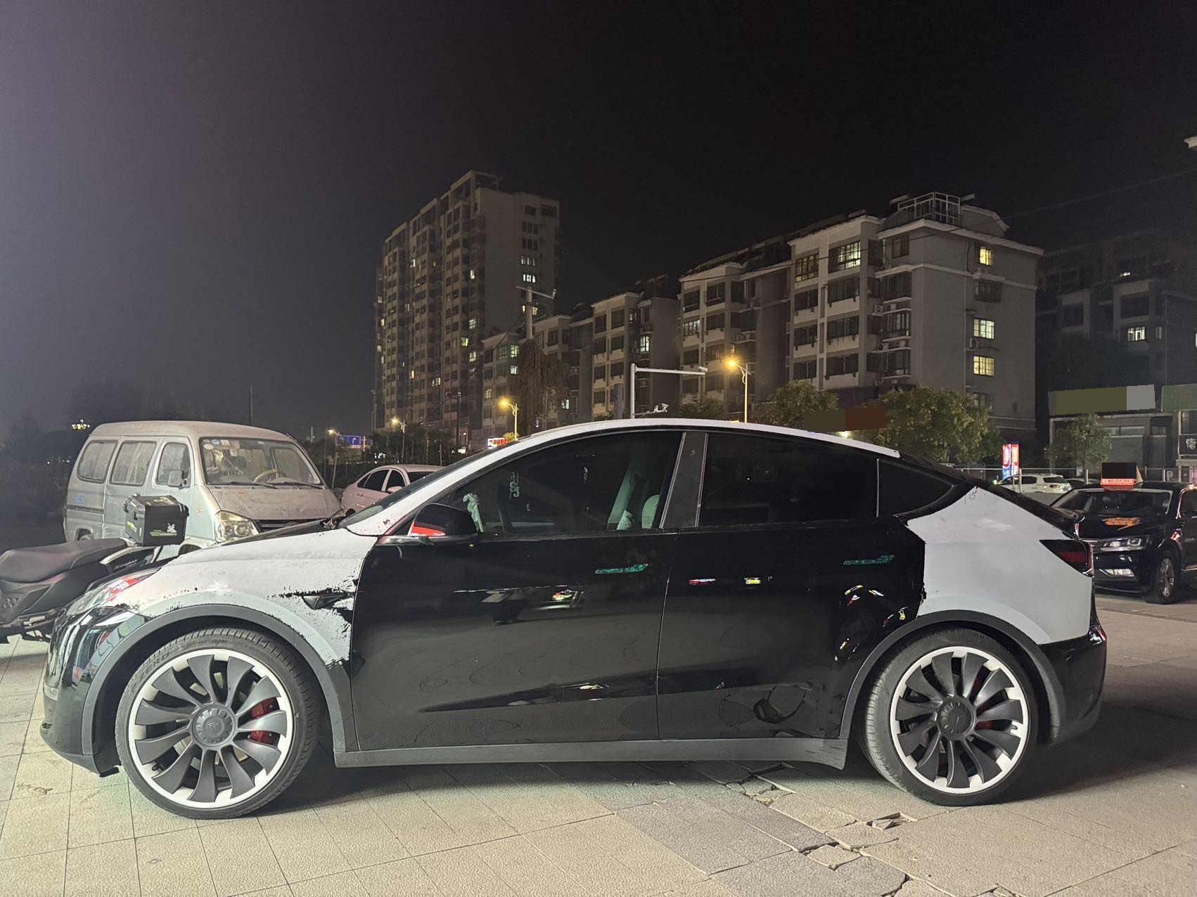 Tesla Model Y 2023 #7 Tesla Model Y 2023 immagine di auto #7