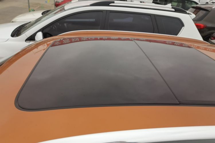 Audi Q3 2016 car image #25