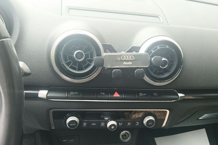 Audi A3 2019 #13 Audi A3 2019 car image #13