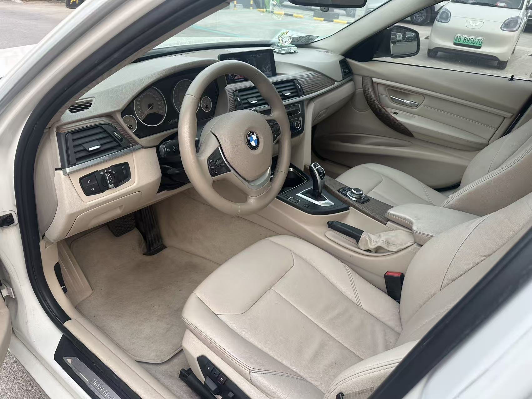 BMW 3 Series 2013 imagen de coche #7