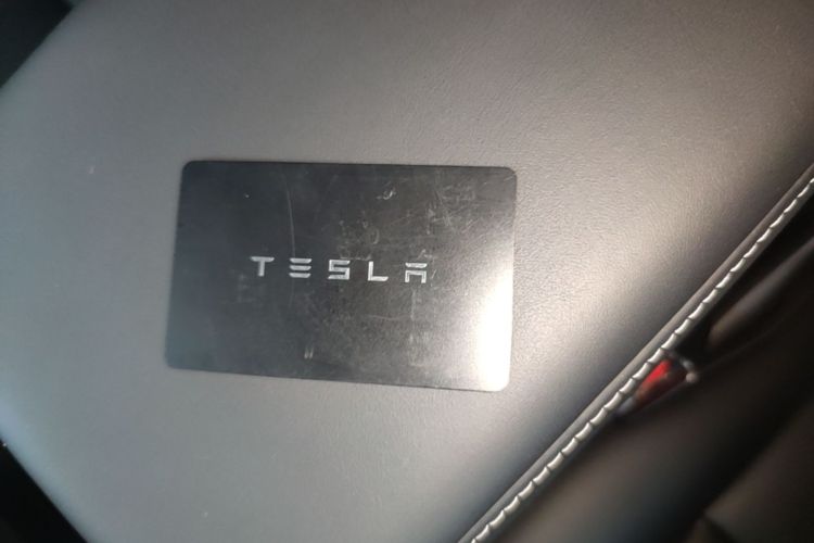 Tesla Model Y 2022 #9 Tesla Model Y 2022 car image #9