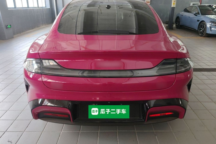 MI SU7 2025 car image #4