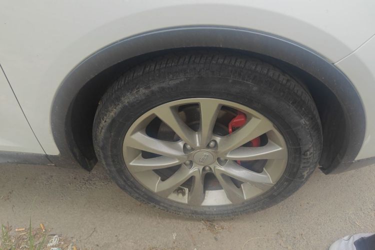 GEELY Emgrand GS 2017 car image #9