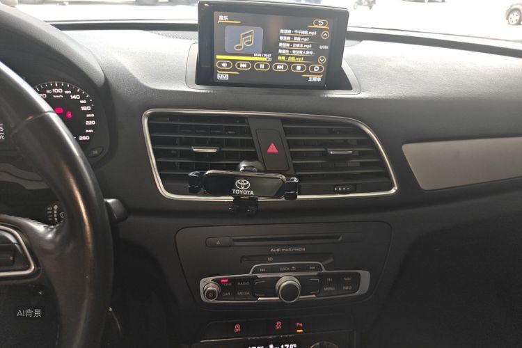 Audi Q3 2016 #15 Audi Q3 2016 car image #15