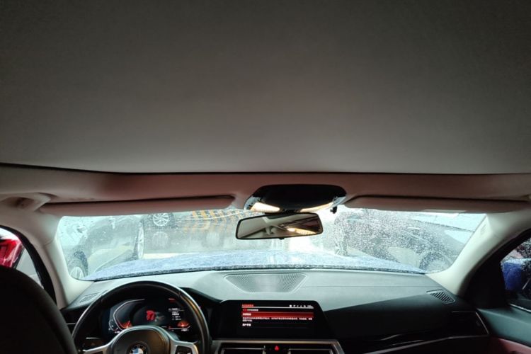 BMW 3 Series 2021 car image #18