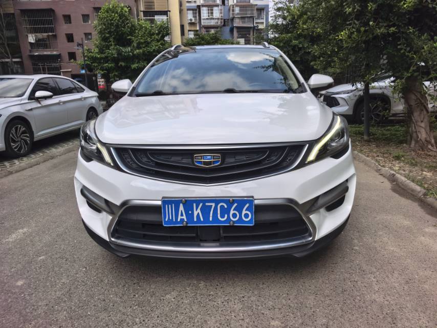 GEELY Emgrand GS 2017 car image #2
