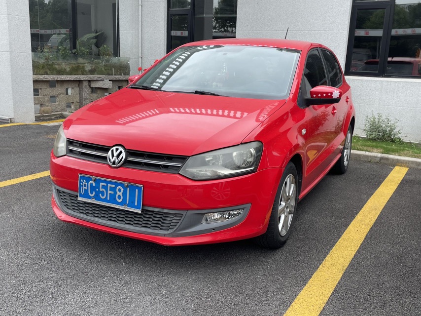 Volkswagen Polo 2013 Volkswagen Polo 2013 car image