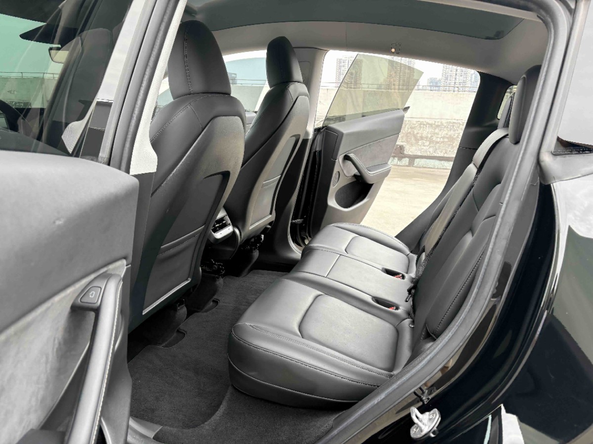 Tesla Model Y 2023 #8 Tesla Model Y 2023 car image #8