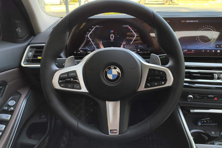 BMW 3 Series 2024 car image #11