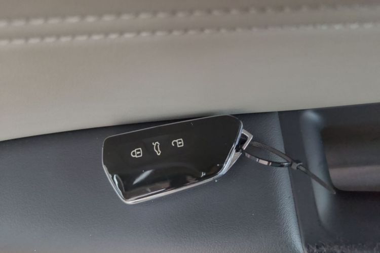 Volkswagen Golf 2021 immagine di auto #10