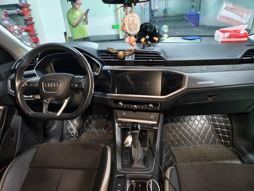 Audi Q3 2021 #6 Audi Q3 2021 car image #6