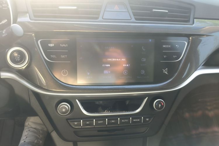 GEELY Emgrand 2017 car image #13