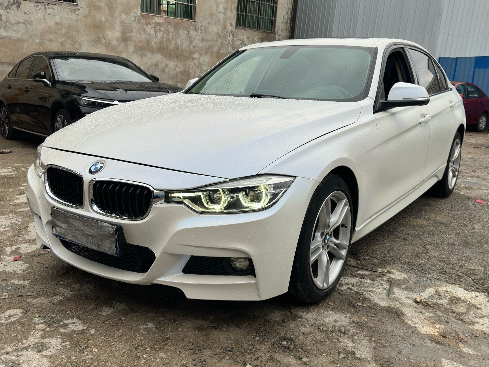 BMW 3 Series 2018 car image 