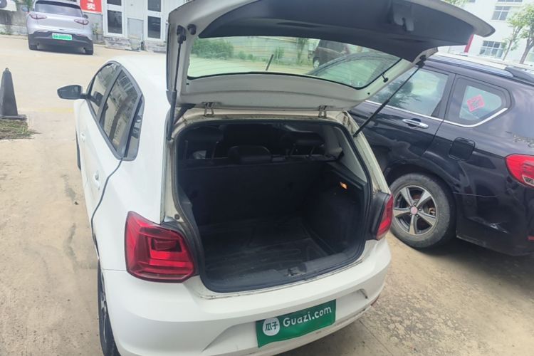Volkswagen Polo 2017 #19 Volkswagen Polo 2017 car image #19