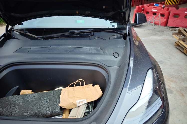 Tesla Model Y 2024 #26 Tesla Model Y 2024 car image #26