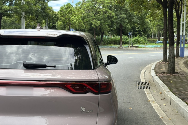 BYD YuanUP 2024 car image #9
