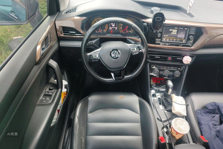 Volkswagen Tharu 2019 car image #12