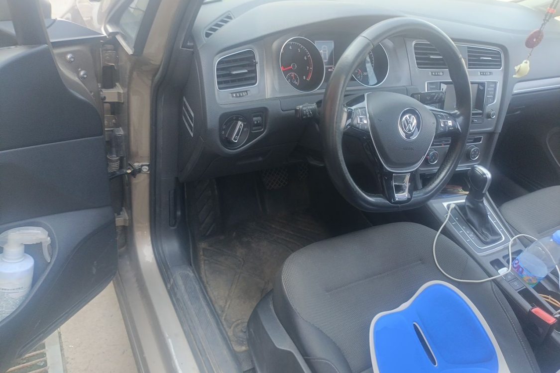 Volkswagen Golf 2016 car image #25