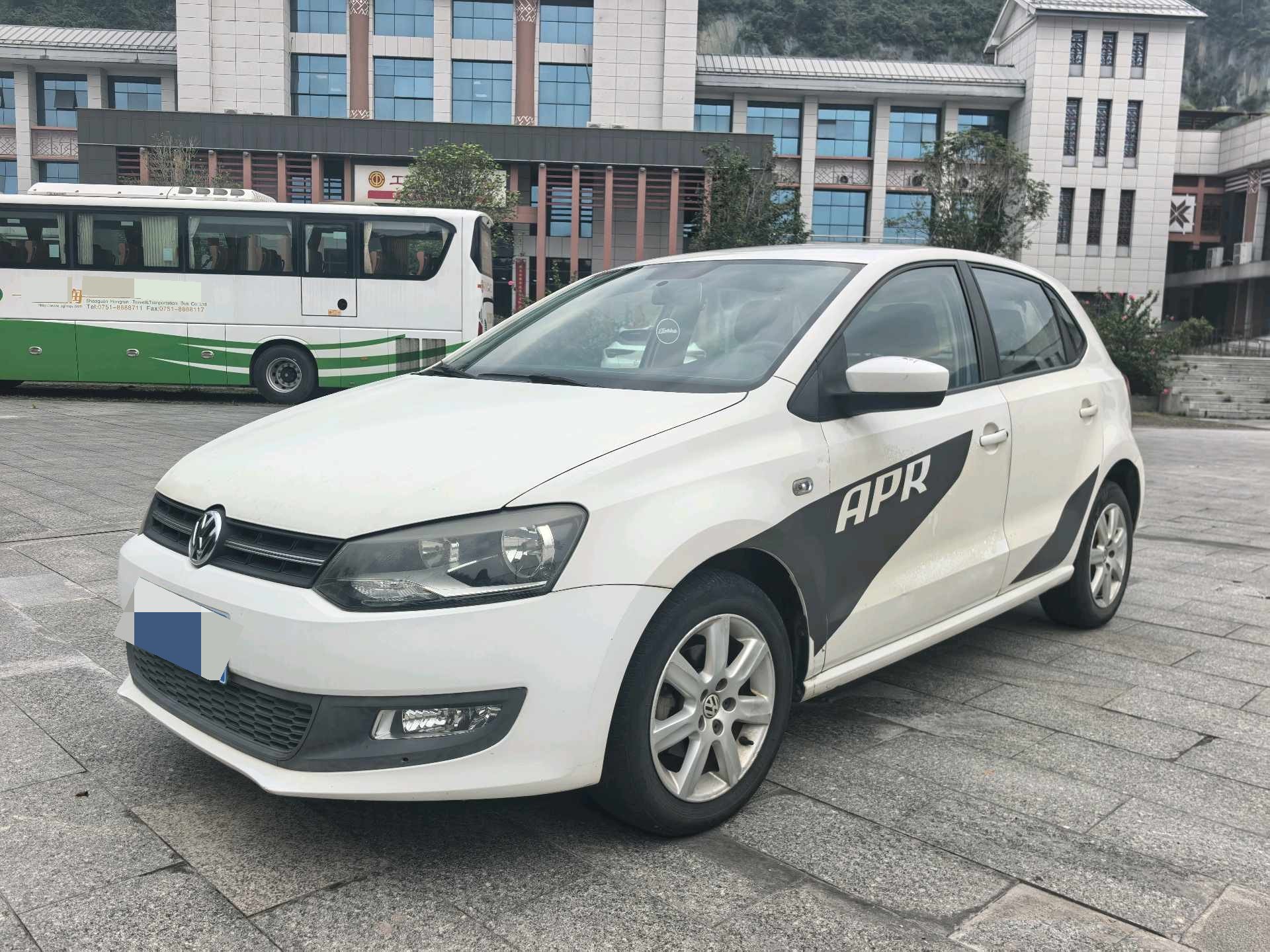 Volkswagen Polo 2014 Volkswagen Polo 2014 car image