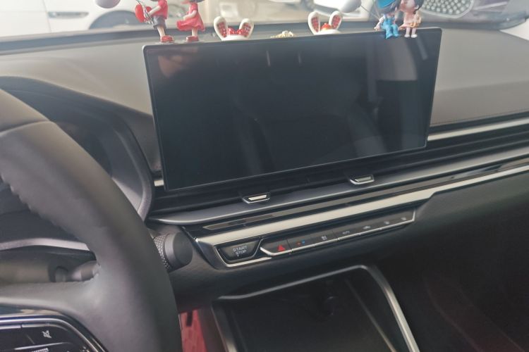 GEELY Emgrand 2023 car image #13