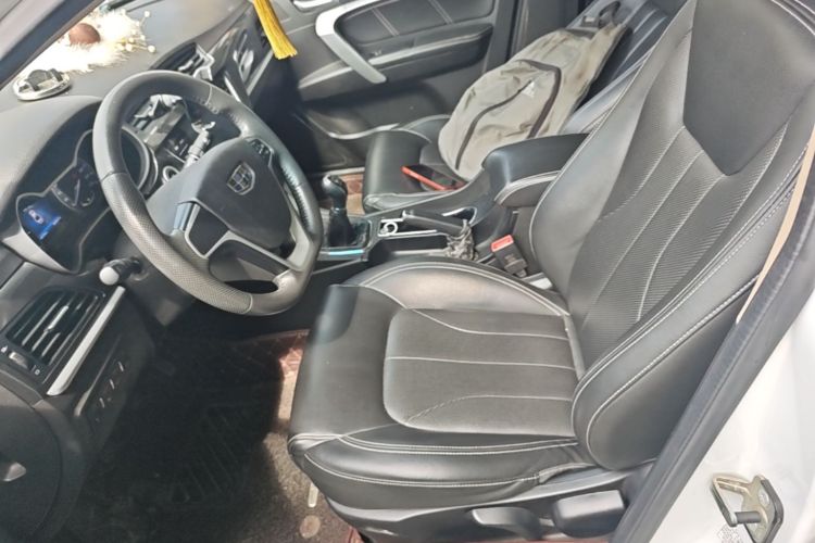 GEELY Emgrand 2017 car image #17