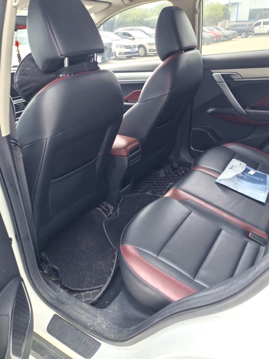 GEELY Coolray 2021 #8 GEELY Coolray 2021 صورة سيارة #8