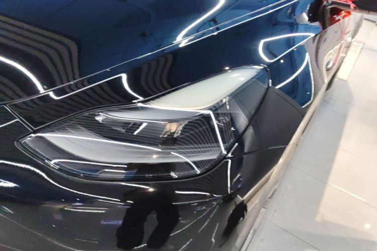 Tesla Model Y 2022 car image #20