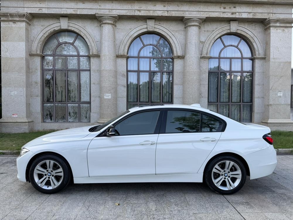BMW 3 Series (Imported) 2012 car image #4