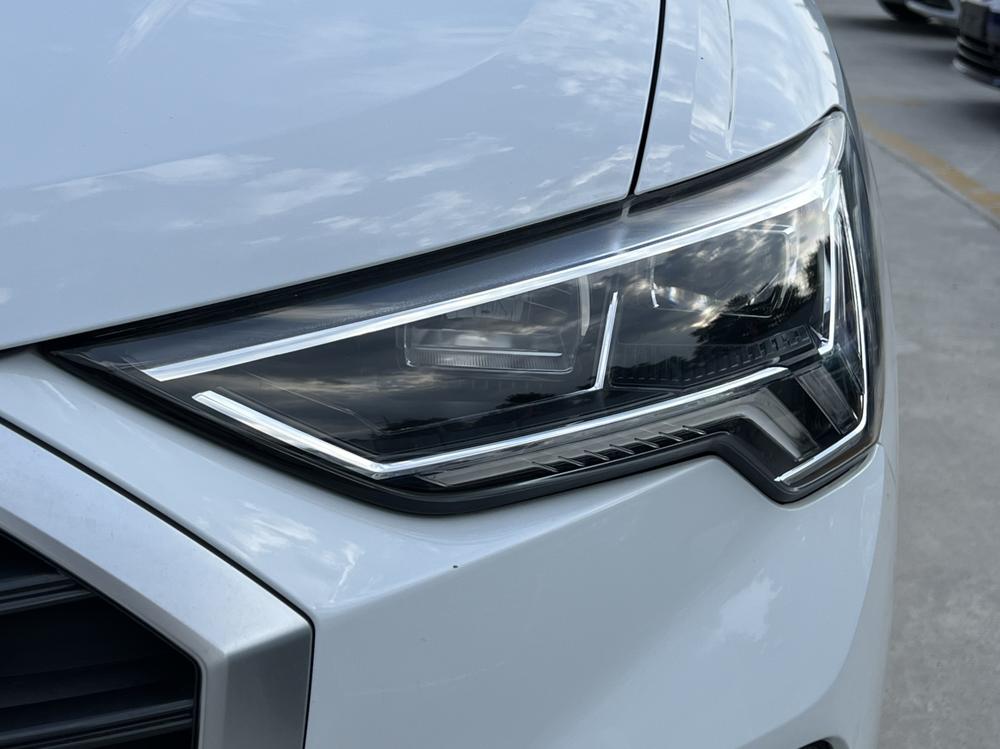 Audi Q3 2022 car image #6