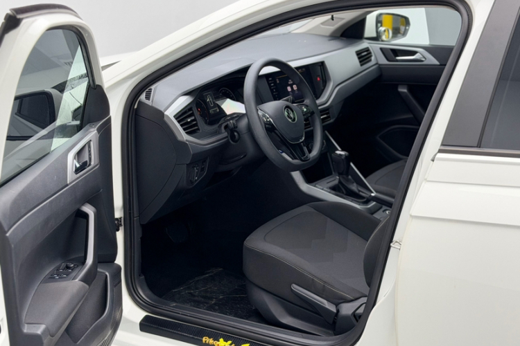 Volkswagen Polo 2021 #14 Volkswagen Polo 2021 car image #14