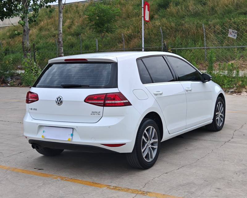 Volkswagen Golf 2018 image de voiture #9