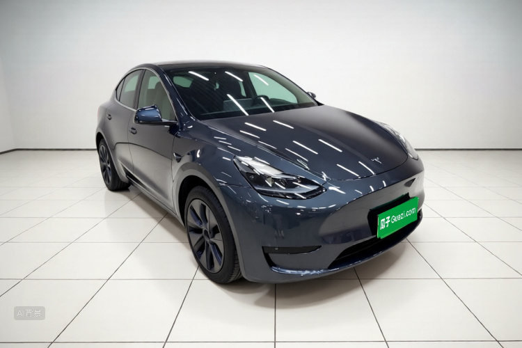 Tesla Model Y 2024 #4 Tesla Model Y 2024 car image #4