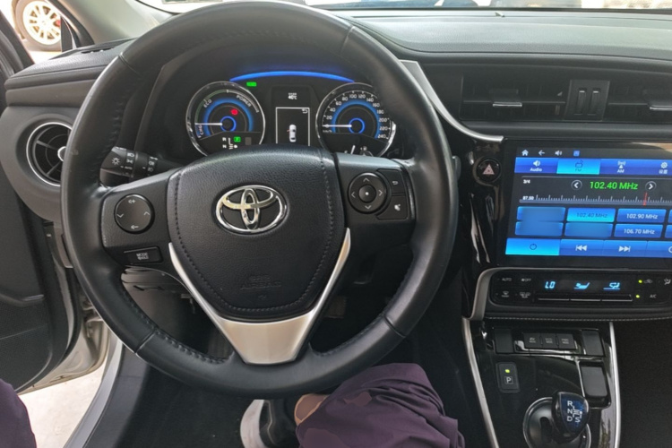 Toyota Corolla 2019 #12 Toyota Corolla 2019 car image #12