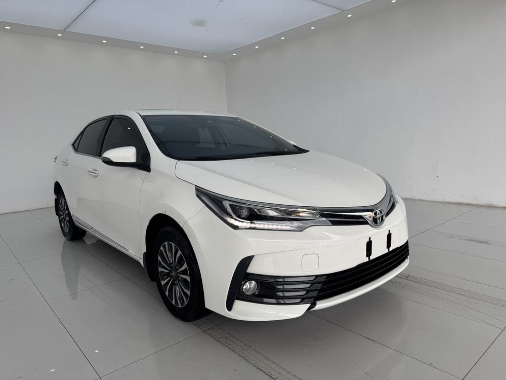 Toyota Corolla 2019 #3 Toyota Corolla 2019 car image #3