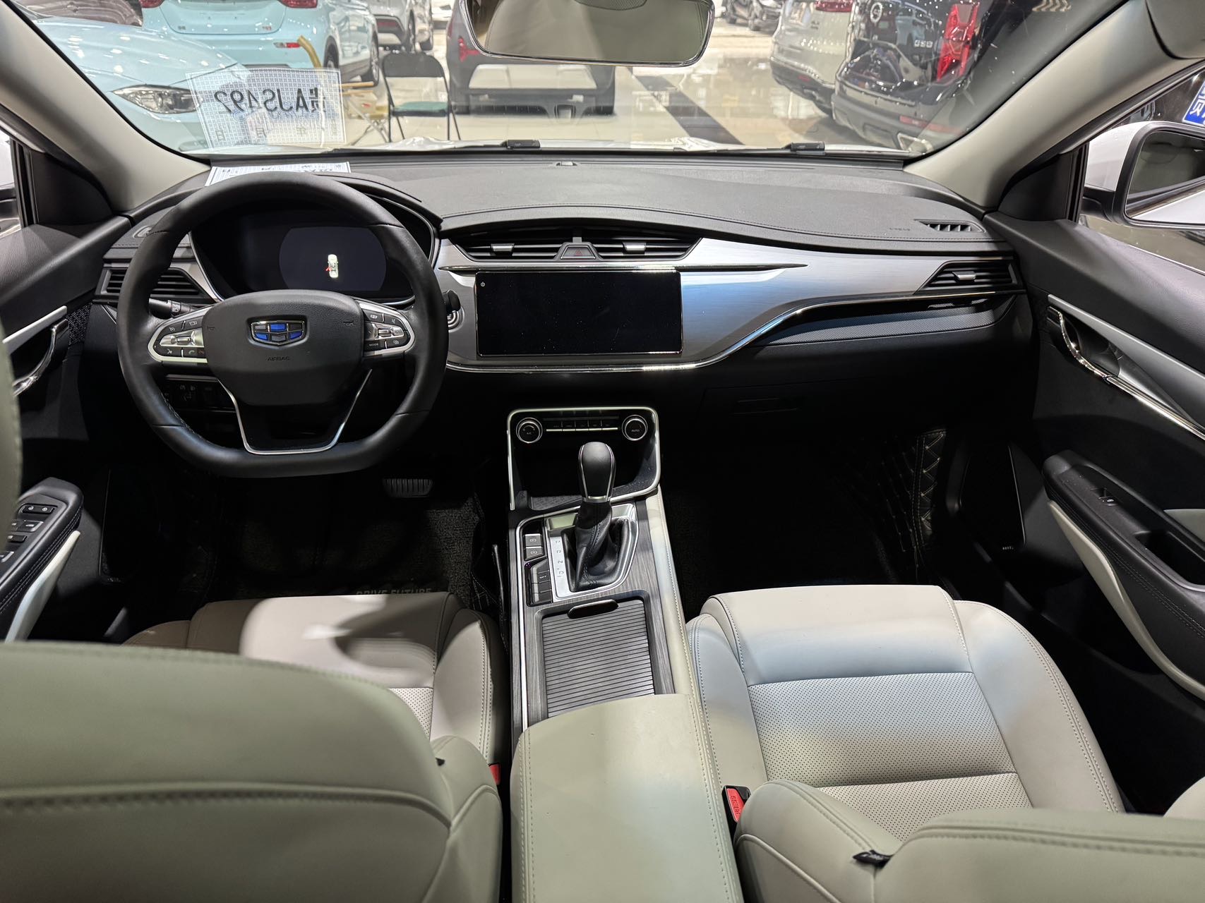 GEELY Binray 2019 immagine di auto #6