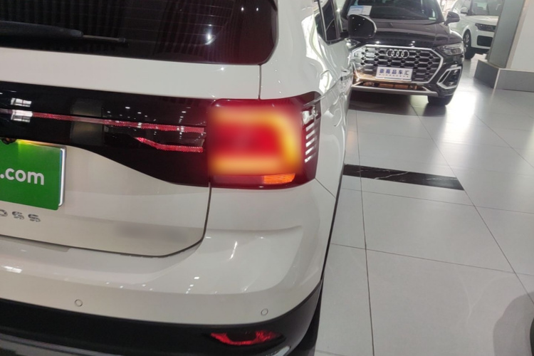 Volkswagen T-Cross 2021 car image #8