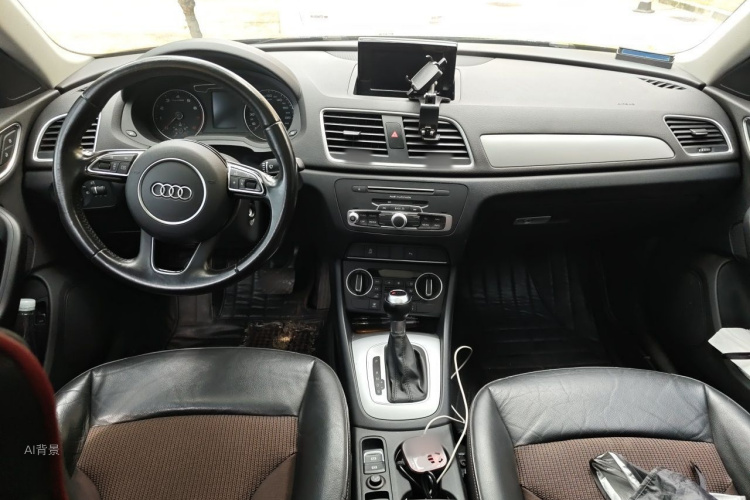 Audi Q3 2017 car image #11