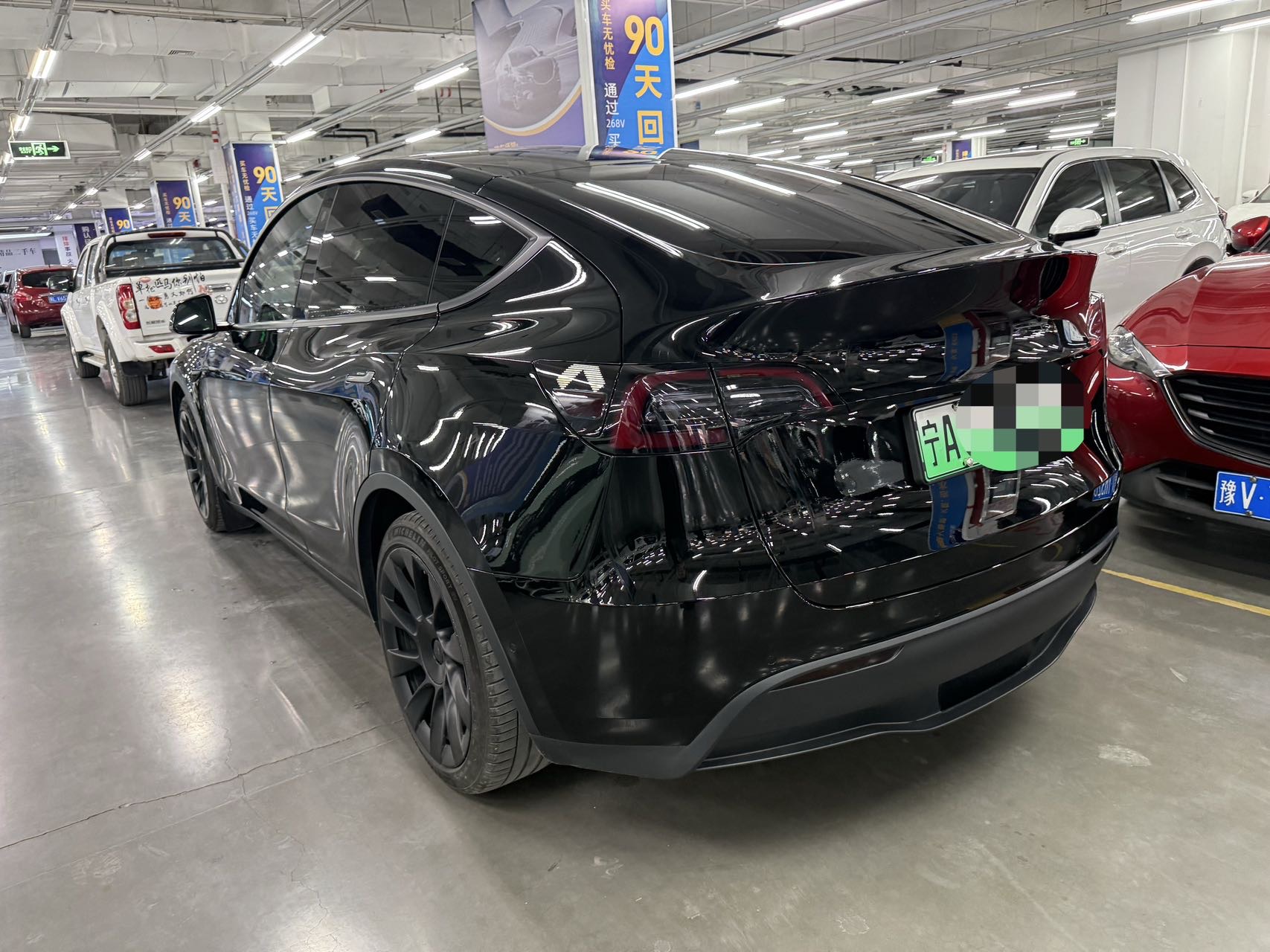 Tesla Model Y 2021 #7 Tesla Model Y 2021 car image #7