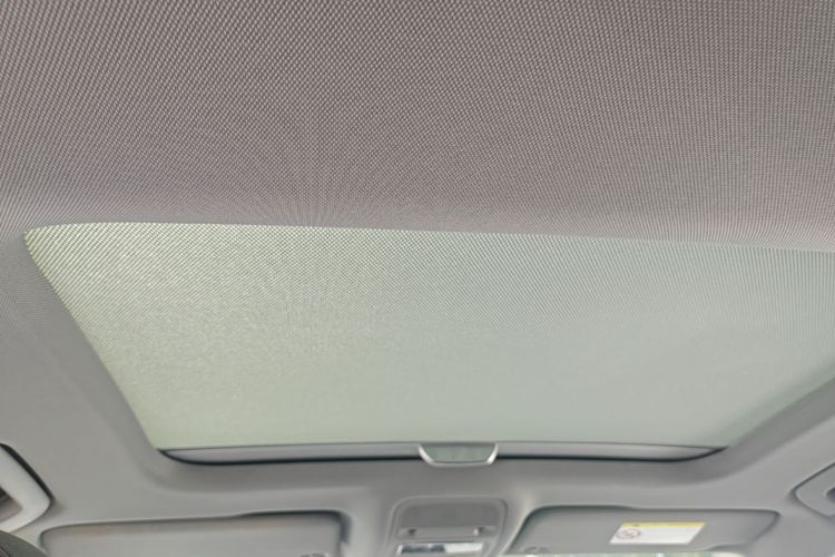 Audi A3 2018 car image #18