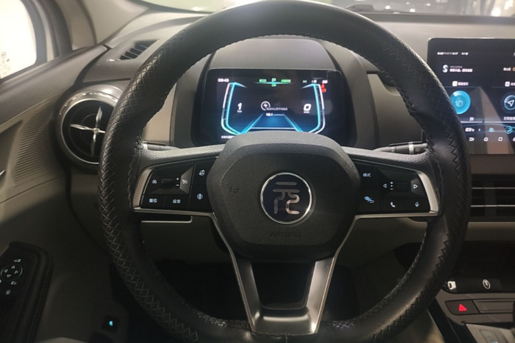 BYD Yuan Pro 2021 car image #15