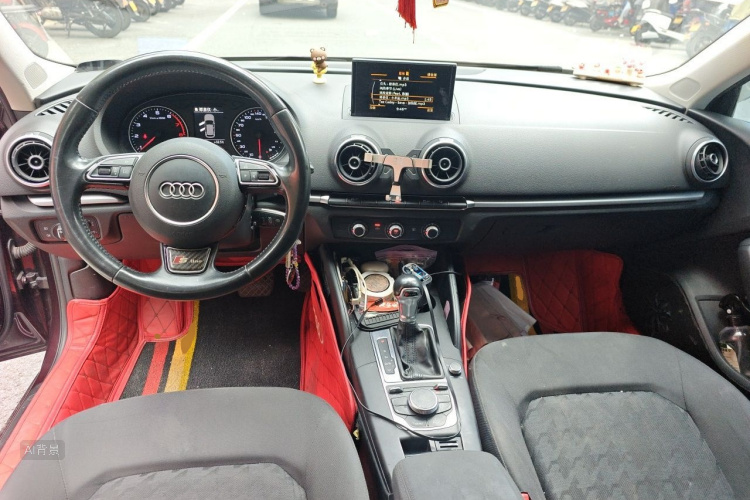 Audi A3 2016 car image #11