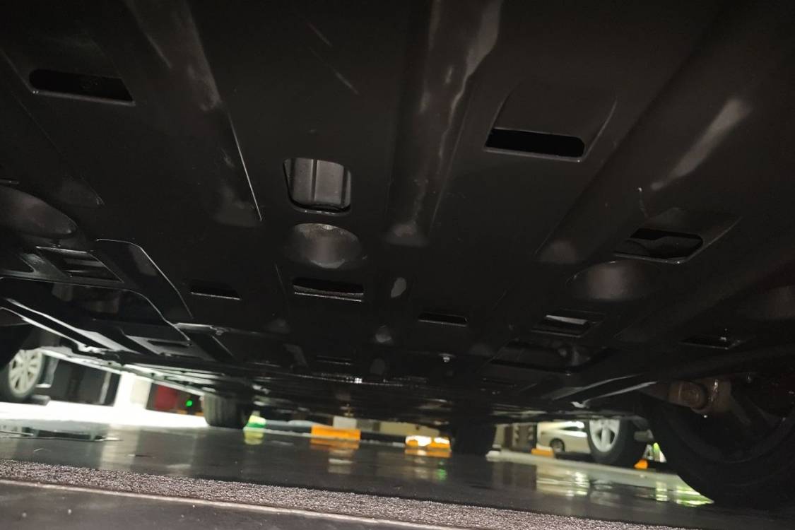 BYD Han 2023 car image #13